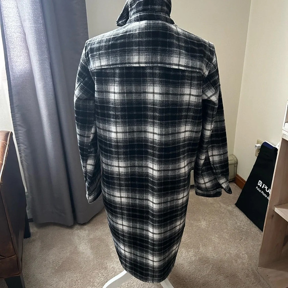 H&M Black And White Plaid Long Button Down Jacket/ Shacket Women’s Size XS - Picture 8 of 14